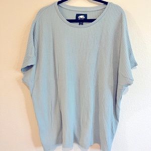 NWOT ROOTS waffle top in sage green color